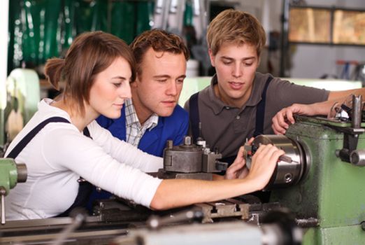 Ausbildung zum Technischen Modellbauer bei KELLER Modellbau und Formenbau in Augsburg